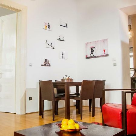 Rudjer Apartment, City Center, 2Br, Spacious Zagreb Exterior foto